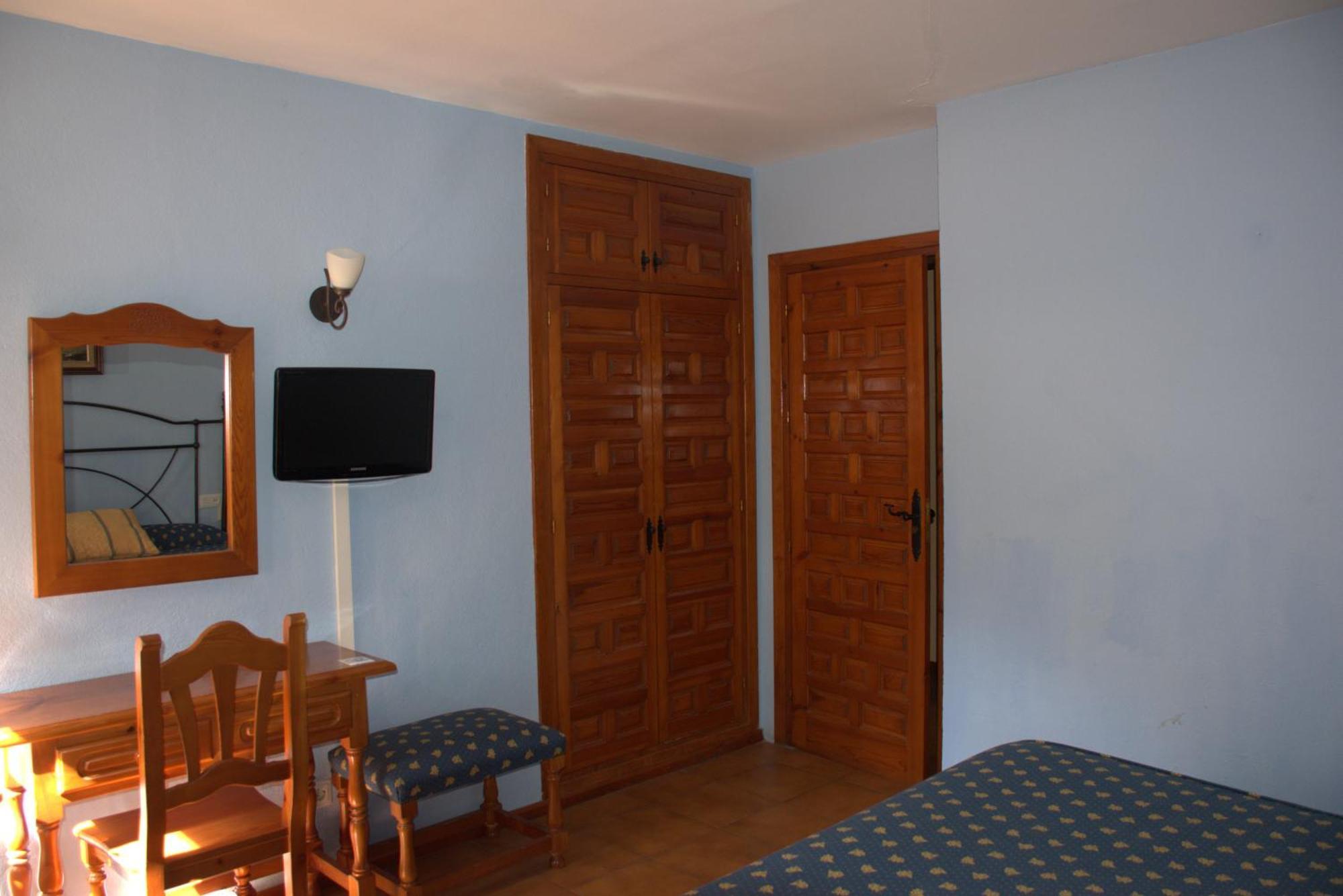 Hotel Refugio de Juanar Ojén Habitación foto